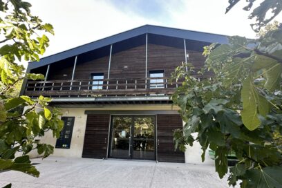 Façade de la Bergerie, vue de l'extérieur - Agrandir l'image, fenêtre modale