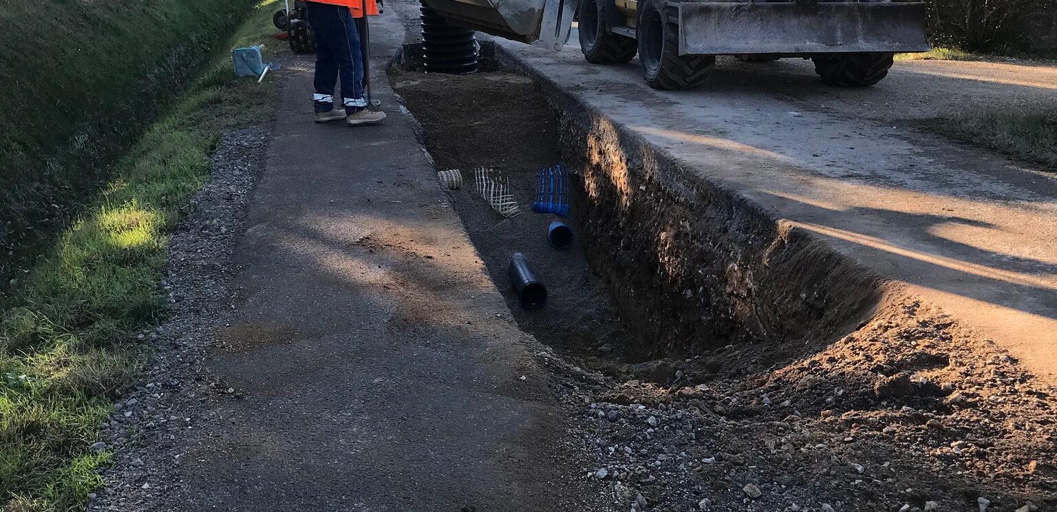 Photo des travaux de l'extension du réseau d'assainissement à Eygalières